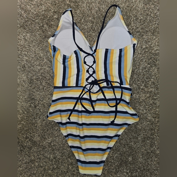 Cupshe Striped One Piece Size Medium Nautical Navy Yellow White Strappy Back - Picture 3 of 3